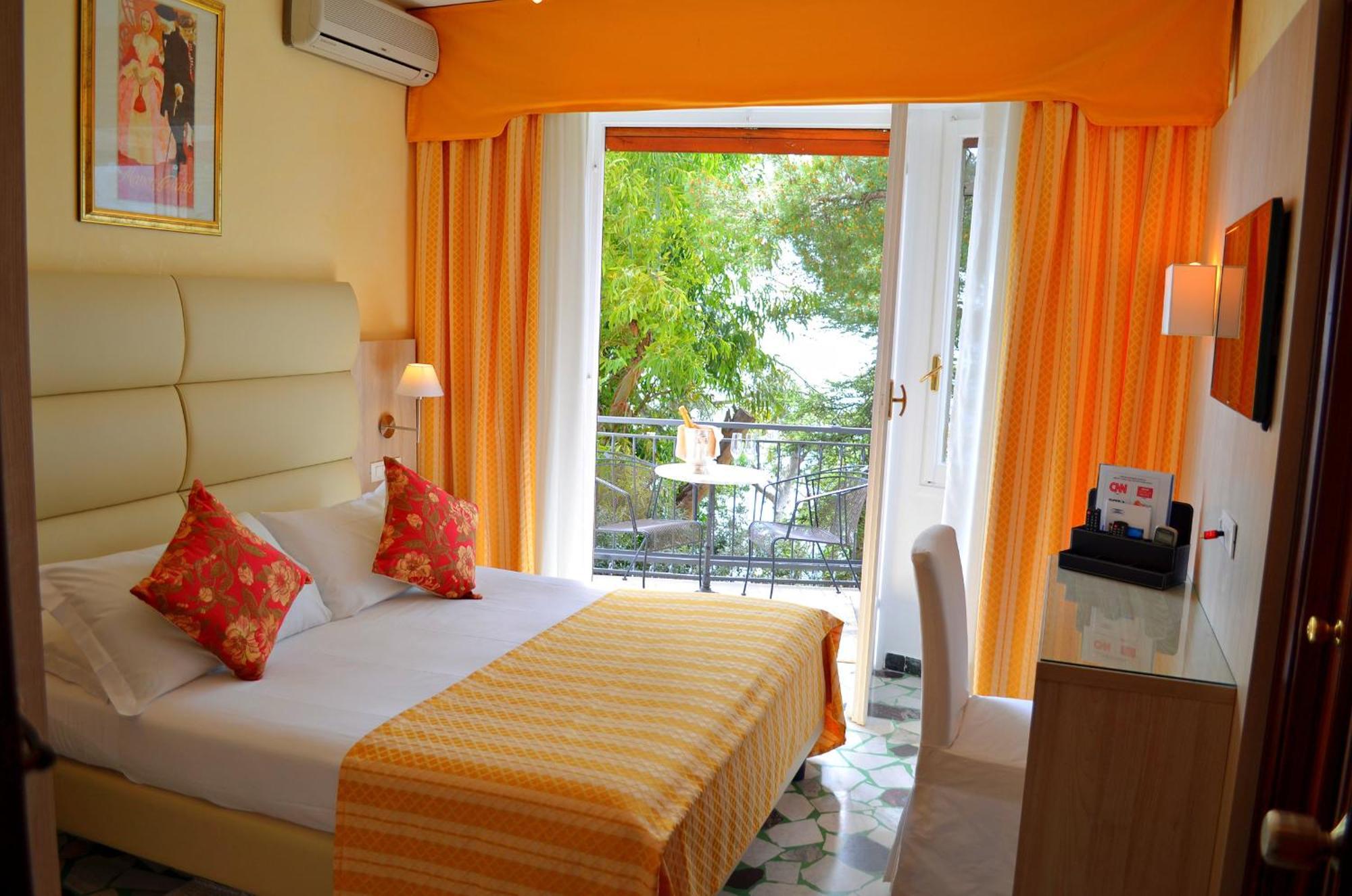 La Riserva Di Castel D'appio- Charme & Relax Hotel