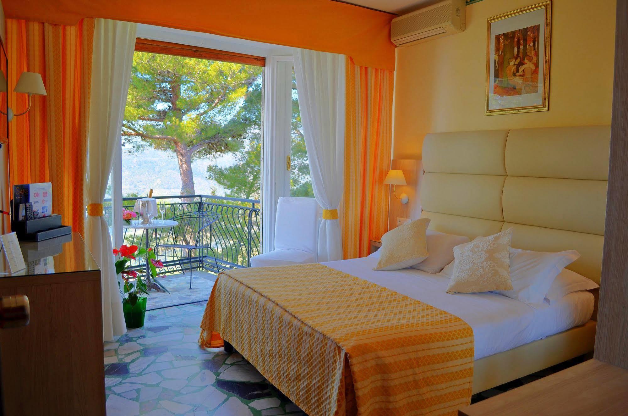 La Riserva Di Castel D'appio- Charme & Relax 3*